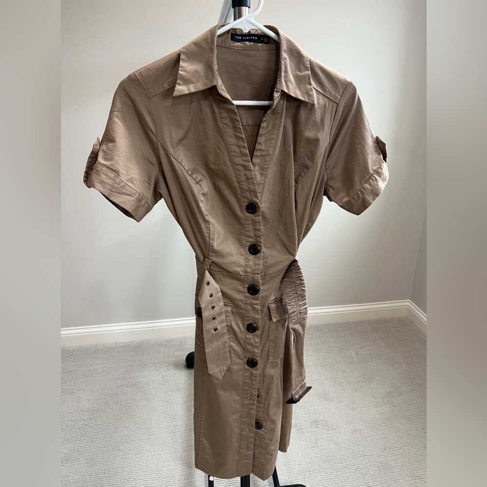 Limited khaki dress